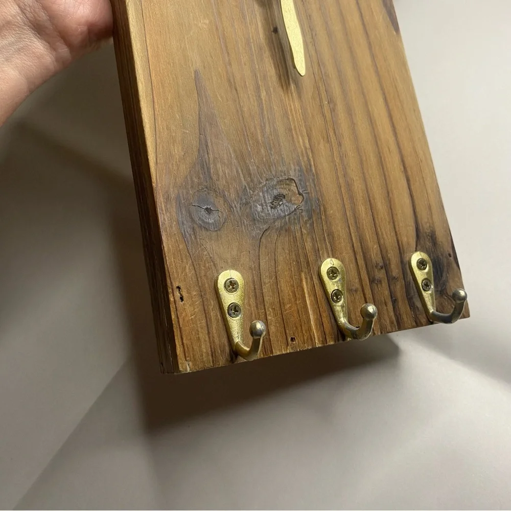 Gold Feather Wall Decor with Hooks
